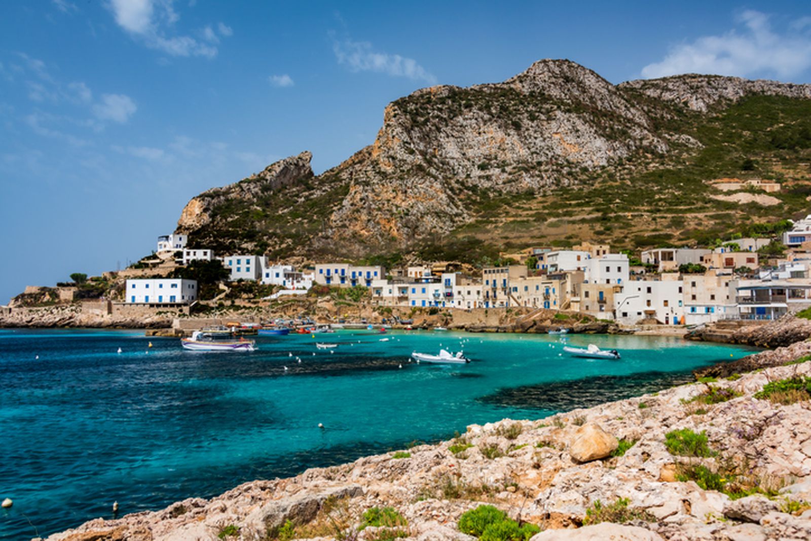 Мали места за одличен одмор: Неразвиени медитерански бисери што ќе ви го освојат срцето