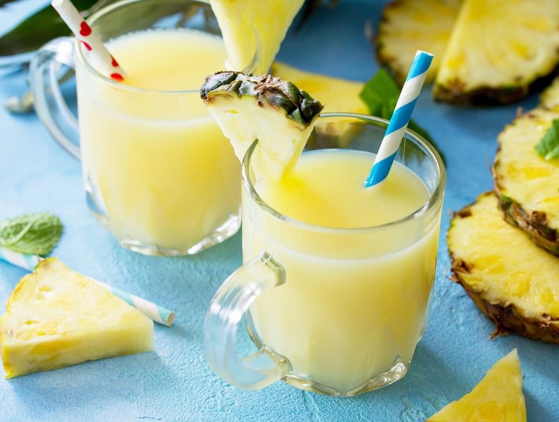 Хит пијалак за ова лето: Рецепт за кремаста лимонада со ананас
