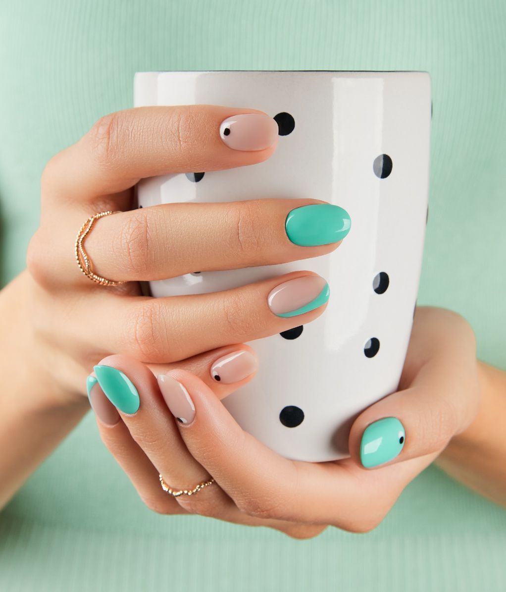 20 идеи за летен маникир што ќе сакате да ги копирате