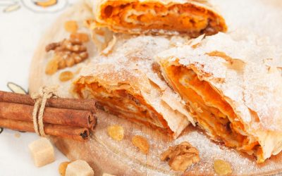 Есенски десерт: Рецепт за пита со тиква и мед