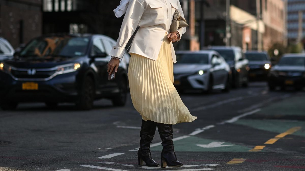 5 вида чизми што се хит оваа есен: Еве што предлагаат модните стилисти