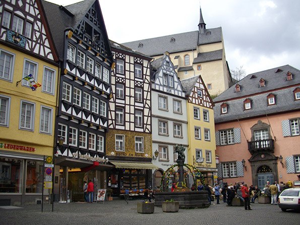 Од замок до бункер во кој се чувале милијарди германски марки: Град што е сè уште енигма за туристите