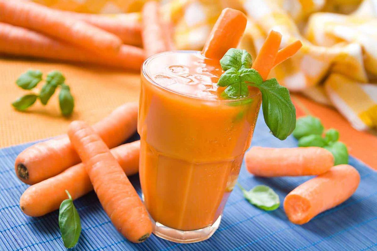 10 здравствени придобивки од сокот од моркови