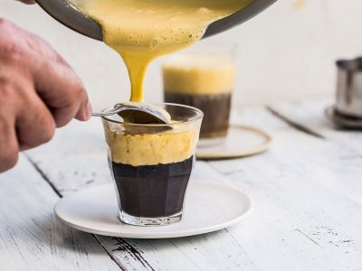 За сите љубители на кафе: Рецепт за виетнамско кафе кој морате да го испробате уште денес!