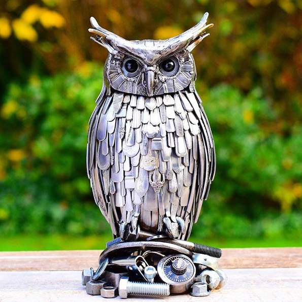 Уметник создава неверојатни скулптури од рециклирано железо!