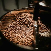 Дали знаевте дека кафето е најпродаваниот тропски производ во светот?