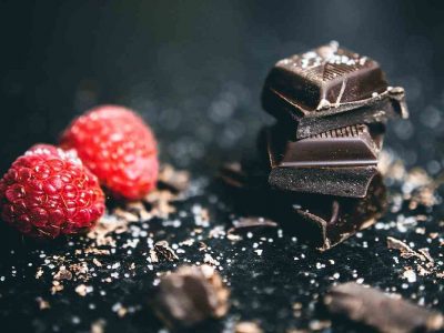 Што се случува со вашиот организам доколку секојдневно консумирате чоколадо?
