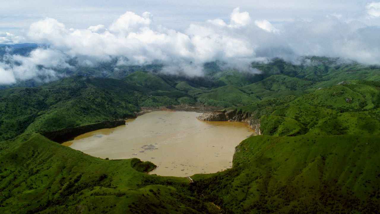 Каде се наоѓа најсмртоносното езеро во светот?