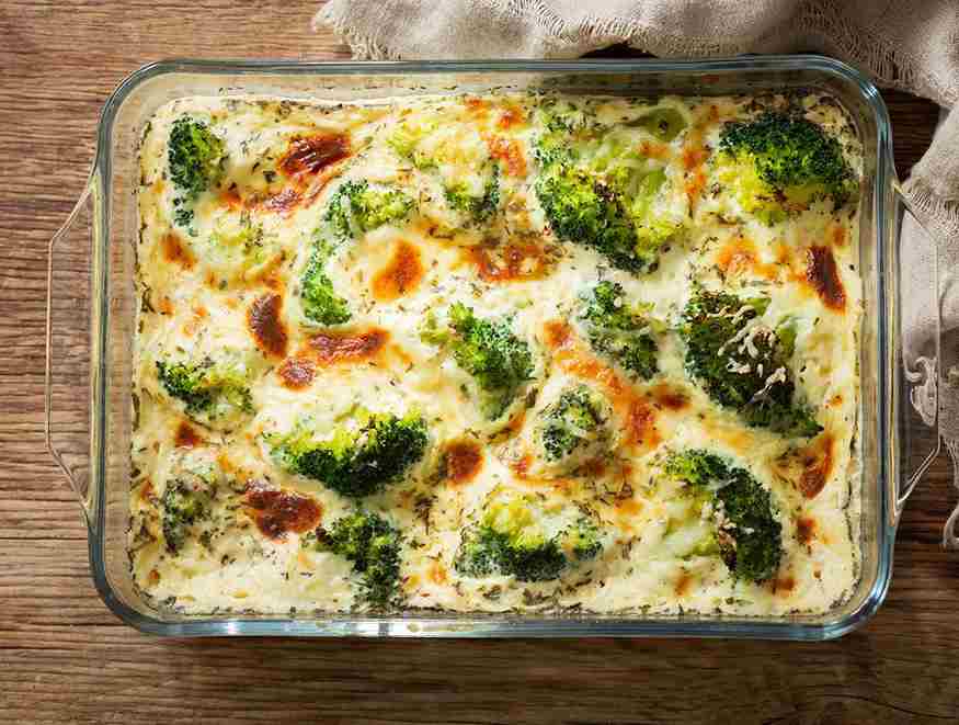 Брзо и вкусно: Рецепт за печена брокула со сирење