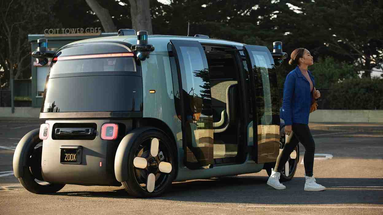 Најновите достигнувања во технологијата стануваат секојдневна реалност: Такси без возач и волан