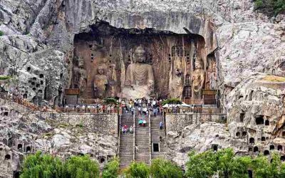 „Змејска порта“: Неверојатни карпи со илјадници пештери каде се пронајдени рецепти за долговечност!