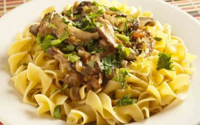 Брзи и вкусни: Рецепт за тестенини со кари и печурки