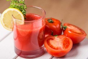 Кои се лековитите својства на сокот од домати?